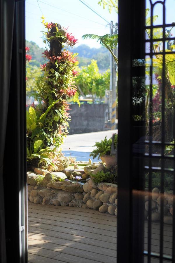 蘊慢築 茶花藝主題民宿 Yun Man Zhu Homestay Gongguan Eksteriør bilde