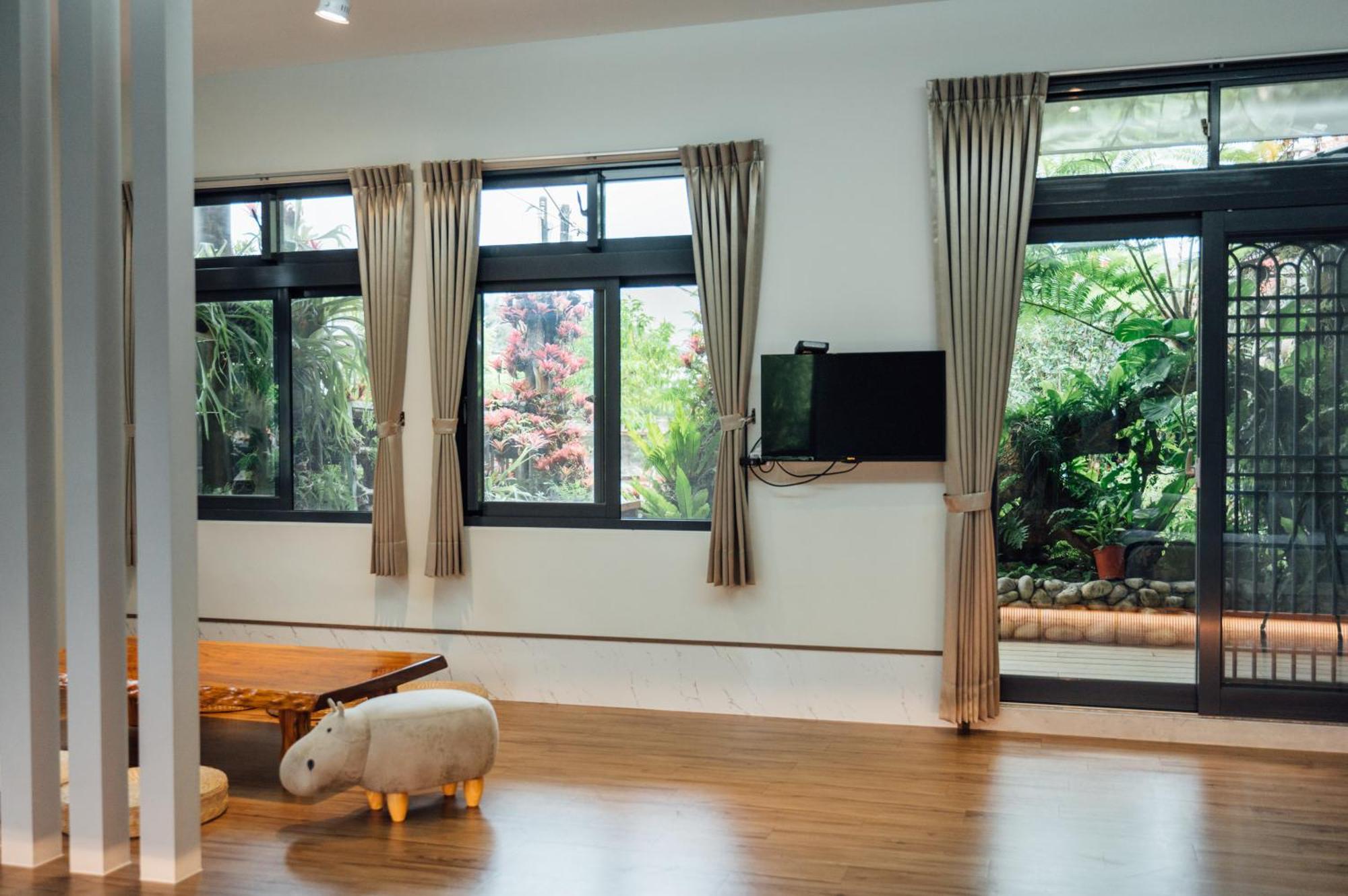 蘊慢築 茶花藝主題民宿 Yun Man Zhu Homestay Gongguan Eksteriør bilde